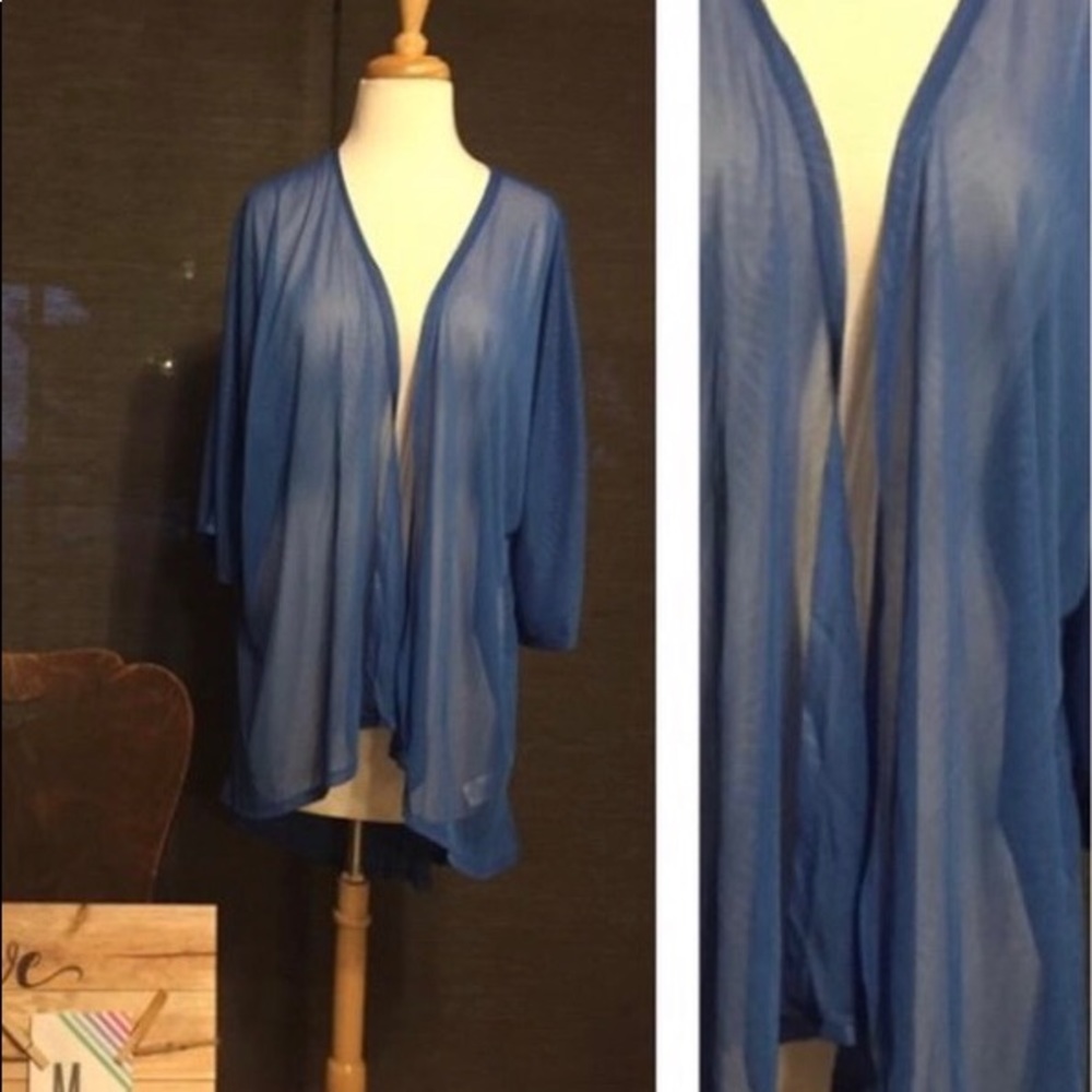 LuLaRoe Lindsay Kimono